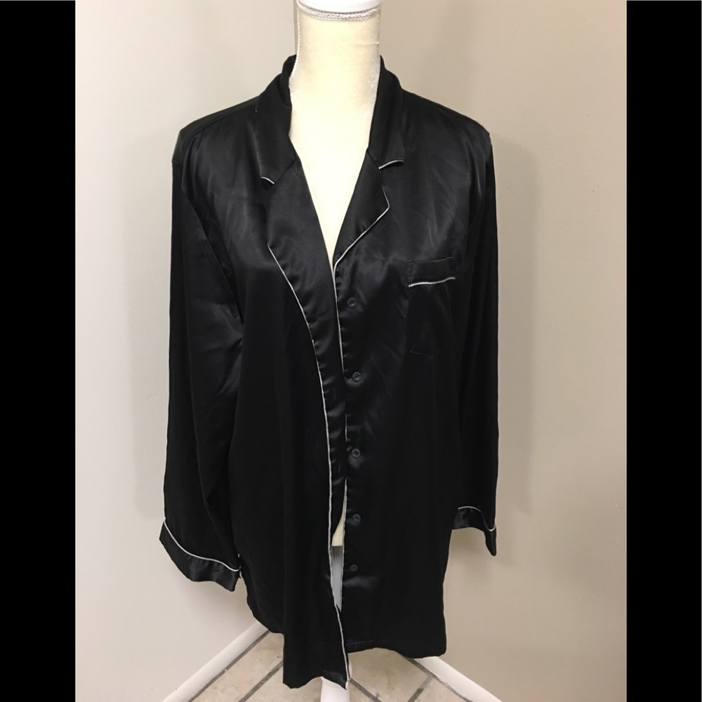 Victoria’s Secret Sleeper Button Up Pajama Top
